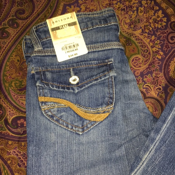 Jeans - Picture 2 of 5